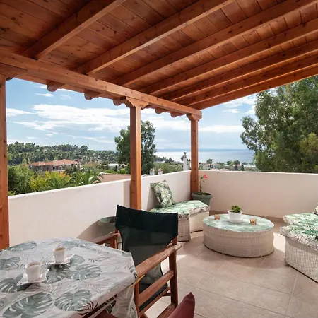 Vera Views Holiday home *