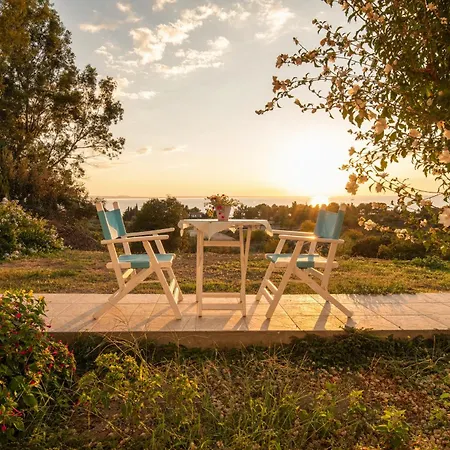 Vera Views 度假居 尼基季