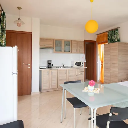 Vera Views Никити